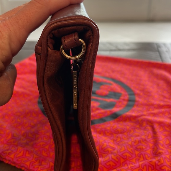 Tory Burch Leather Bombe Reva - Picture 6 of 13